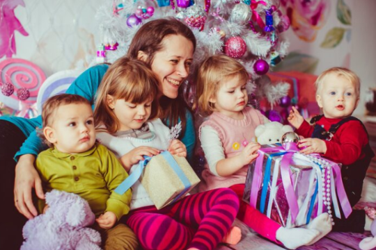 Tori Spelling and Kids