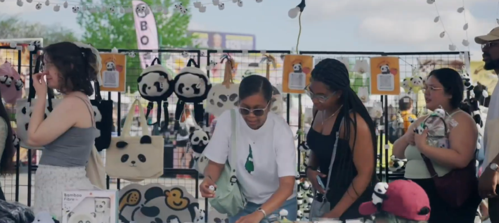 200 Street Food Dishes, a 15-Foot Inflatable Panda, and Three Days in Grant Park: Panda Fest Chicago Has Arrived 200 Street Food Dishes, a 15-Foot Inflatable Panda, and Three Days in Grant Park: Panda Fest Chicago Has Arrived