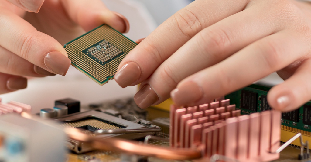 The Chip War Just Got Personal — and SK Hynix Is the Company Everyone Is Fighting Over The Chip War Just Got Personal — and SK Hynix Is the Company Everyone Is Fighting Over